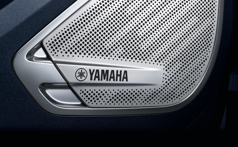 Одна из ведущих акустических систем Yamaha обеспечивает уникальное аудио-воспроизведение, передающее каждую ноту и каждый инструмент с невероятной точностью и детализацией.