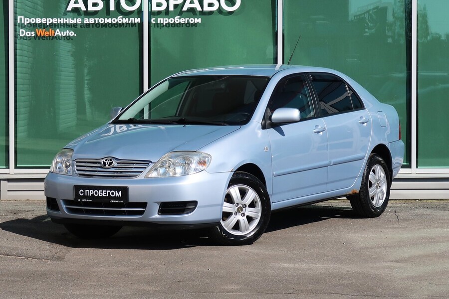 Toyota Corolla 1.6 МТ 2006 серебряный