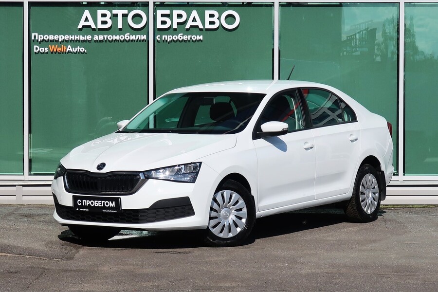 Skoda Rapid 1.6 МТ 2021 белый