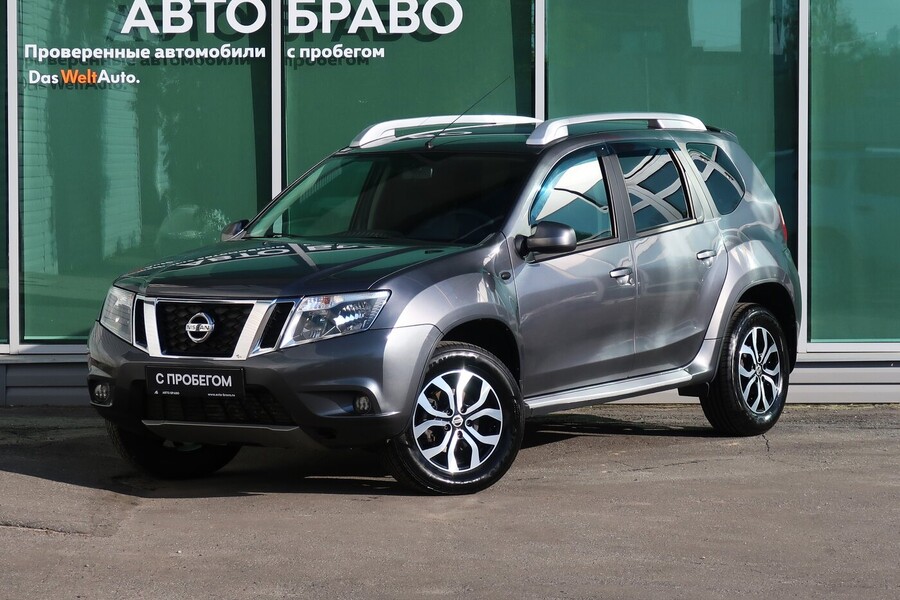 Nissan Terrano 2.0 МТ 2018 серый